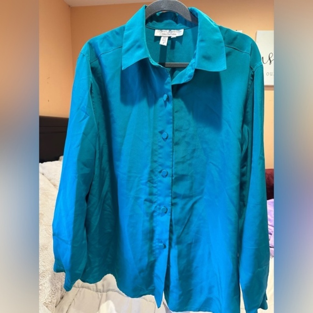 Vibrant‎ Teal Button-Up Blouse